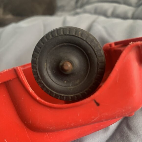 Vintage Reliable Toy Co Red Plastic Pickup Truck Model 567/2 Canada INCOMPLETE - Picture 10 of 16